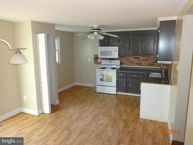 13 Bon Oak Ct, Reisterstown, MD 21136 - photo 4