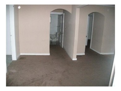 2227 W 12th St, Anderson, IN 46016 - photo 3