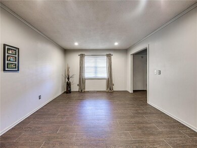 6027 N Meridian Place, Oklahoma City, OK 73122 - photo 6