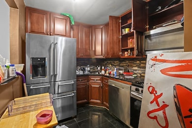 175 Clare Ave unit B4, Hyde Park, MA 02136 - photo 2