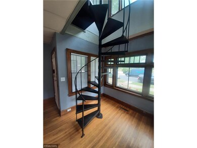 Spiral stair case to 3rd bedroom