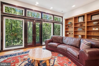 4056 41st St N, McLean, VA 22101 - photo 4