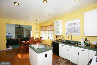 11003 Grassy Knoll Terrace, Germantown, MD 20876 - photo 6