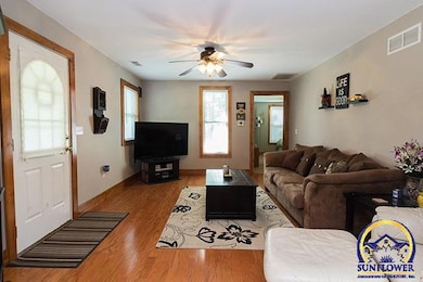 314 E Main St, Mayetta, KS 66509 - photo 2