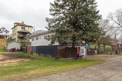 621 Grant St, McMechen, WV 26040 - photo 3