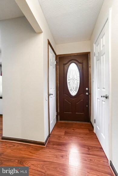 22406 Greenview Ct, Great Mills, MD 20634 - photo 3