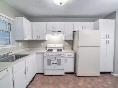 007_KITCHEN