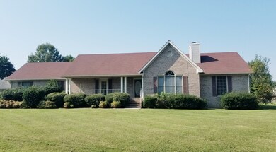 153 Greenbriar Cir, Manchester, TN 37355 - photo 3