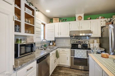 4012 Sorrento Way, Las Vegas, NV 89121 - photo 3