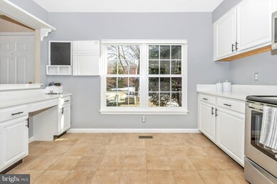 4048 Forest Valley Rd, Parkville, MD 21234 - photo 5