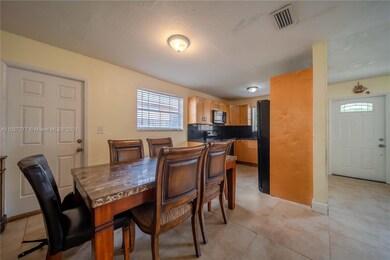 Dining Room/ Kitchen