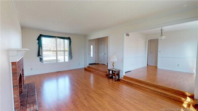 1020 Cliffwood Dr, New Albany, IN 47150 - photo 5