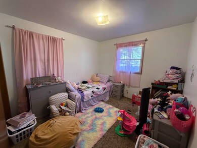 2019 Parkside Dr, Oshkosh, WI 54901 - photo 6