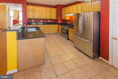 13400 Sir Ramsay Way, Herndon, VA 20171 - photo 7
