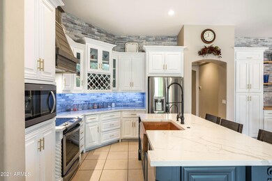 Beautiful Cabinetry! Quartz Counters!