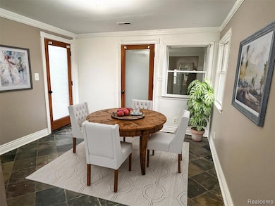 23096 Hawthorne St, Farmington, MI 48336 - photo 4