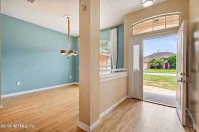 7-web-or-mls-1570 Walnut Creek Dr-7