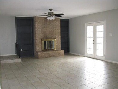 4103 Altamesa Blvd, Fort Worth, TX 76133 - photo 3