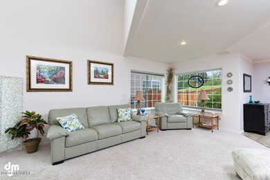 Living Room 20190618-DW-47777-SMALL