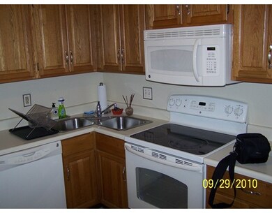 51 Alvarado Ave unit 302, Worcester, MA 01604 - photo 2