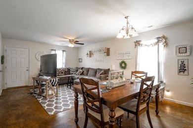 331 Glenview Dr, Trenton, GA 30752 - photo 3