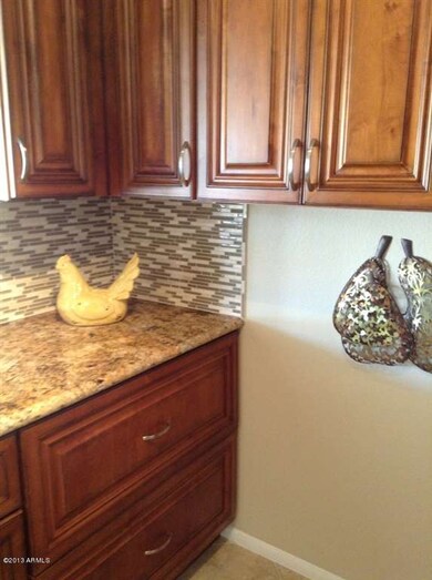 9508 Rolling Hills 006