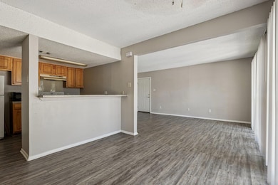 2124 Burton Dr unit 203, Austin, TX 78741 - photo 7