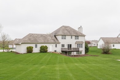 033-Rear_View-2663428-large