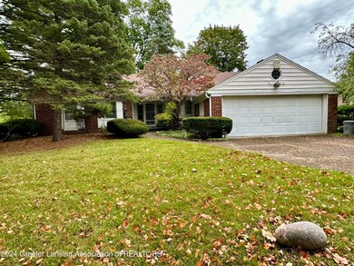 437 S Verlinden Ave, Lansing, MI 48915 - photo 4