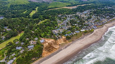 7375 Neptune Ave, Lincoln Beach, OR 97388 - photo 5