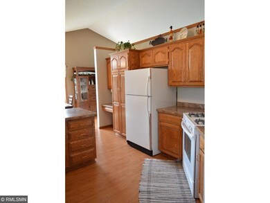 Spacious kitchen, tons of cabinets!