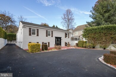 7138 Shreve Rd, Falls Church, VA 22043 - photo 3