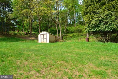 213 W Spring St, Bechtelsville, PA 19505 - photo 4