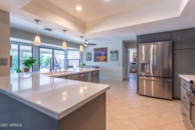 9831 W Lindgren Ave, Sun City, AZ 85373 - photo 6