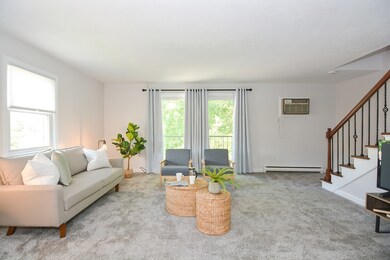 305 Mendon St unit 2, Uxbridge, MA 01569 - photo 3