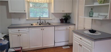 411 Chaney Rd, Asheboro, NC 27205 - photo 5