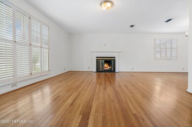 5713 Adair Cir, Jacksonville, FL 32210 - photo 7