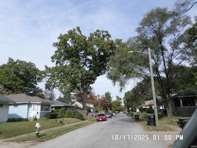 1305 N Johnson St, South Bend, IN 46628 - photo 3