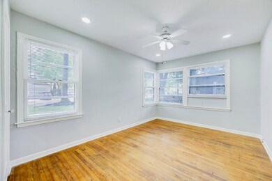 1239 Overhill St, Houston, TX 77018 - photo 6