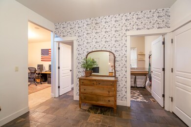 20429 Aberdeen Dr, Bend, OR 97702 - photo 6