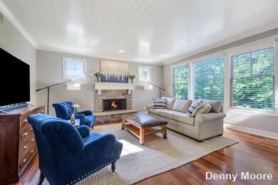 6280CascadePointDrSE-5