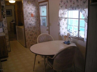 6-Kitchen-3