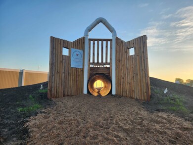 619 Glen Creek Ct, Newton, KS 67114 - photo 4