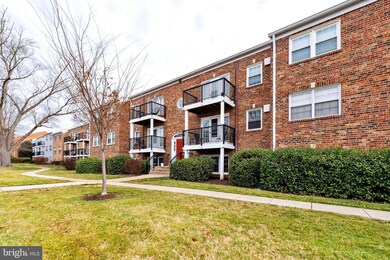 9461 Fairfax Blvd unit 203, Fairfax, VA 22031 - photo 2