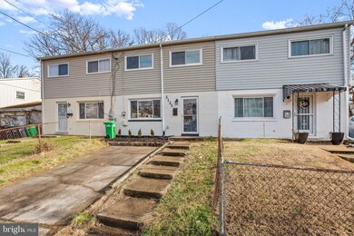 2121 Columbia Place, Hyattsville, MD 20785 - photo 2