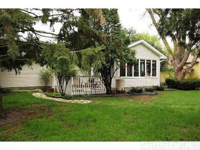 331 331 Logan Ave E, West St. Paul, MN 55118 - photo 2