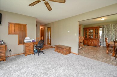 2769 Rising Hill Dr, Stroudsburg, PA 18360 - photo 4