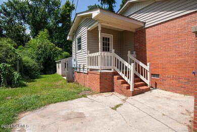 305 Long Acre Dr, Jacksonville, NC 28546 - photo 3