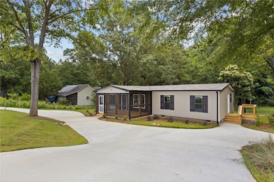 717 Central St, Iva, SC 29655 - photo 3