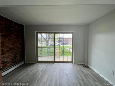 2356 W 14 Mile Rd unit 1, Royal Oak, MI 48073 - photo 5